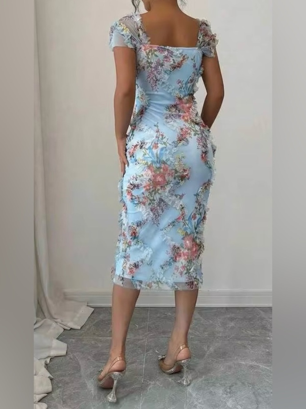 Elenzga women's Light Blue Floral dress - Picture 4 of 4